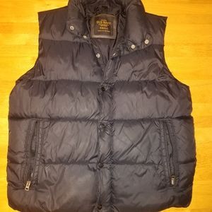 Old Navy black puffer vest